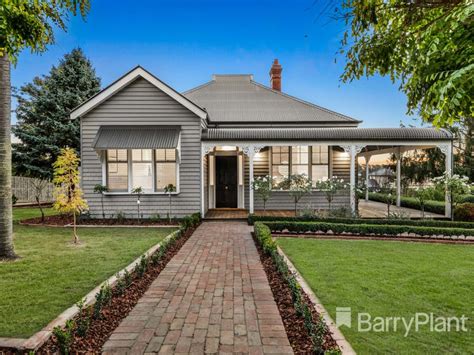 95 Maroondah Highway, Healesville, VIC 3777 sold on 24 .